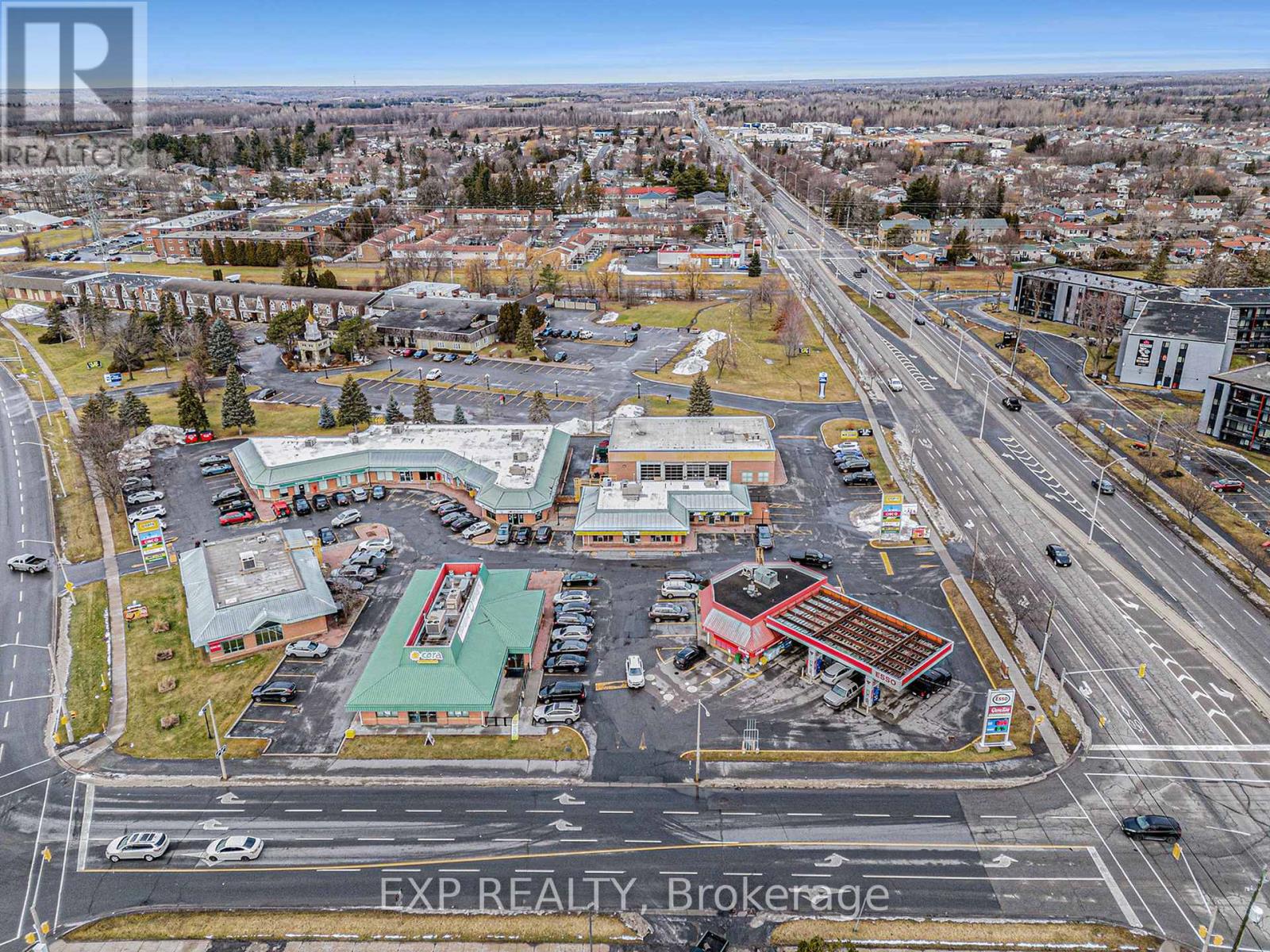 Photo 13 of 1 704 Fourteenth Street W, Cornwall ON