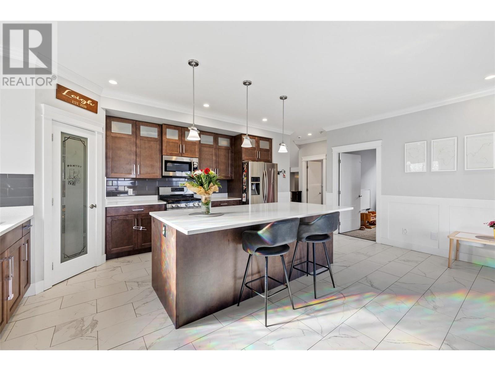  1774 Crosby Road, Kelowna