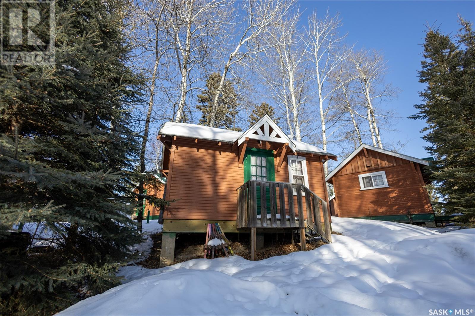 Photo 19 of 801 Lakeview Drive, Prince Albert National Park SK