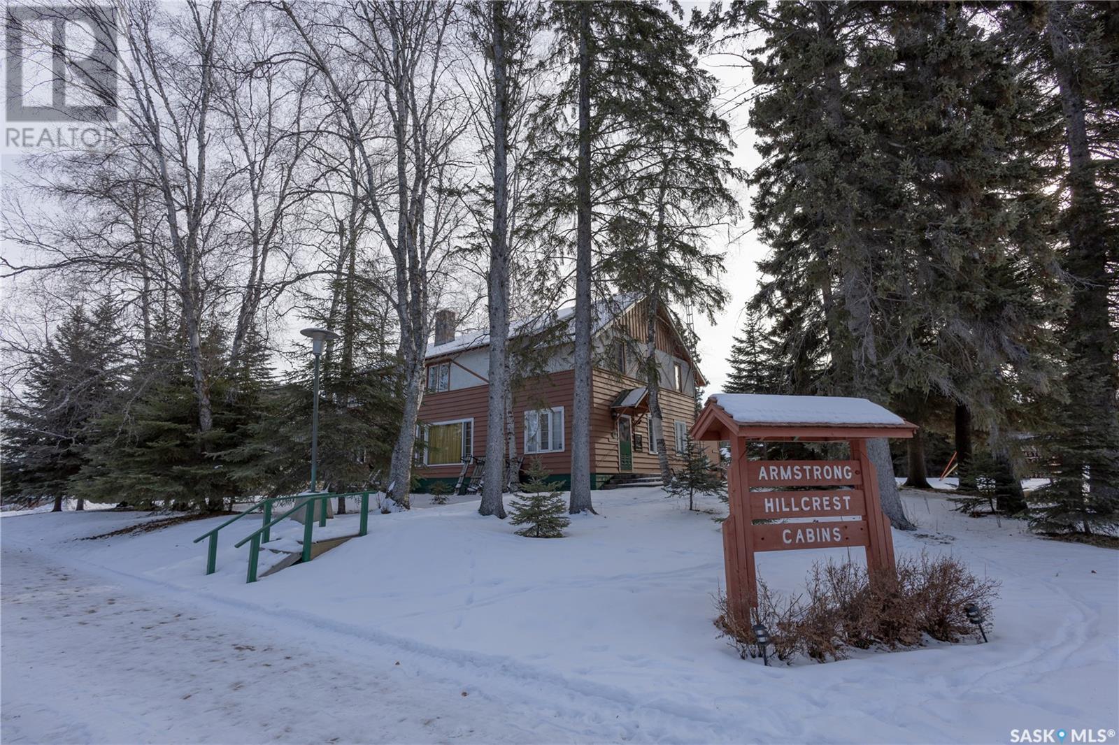 Photo 2 of 801 Lakeview Drive, Prince Albert National Park SK