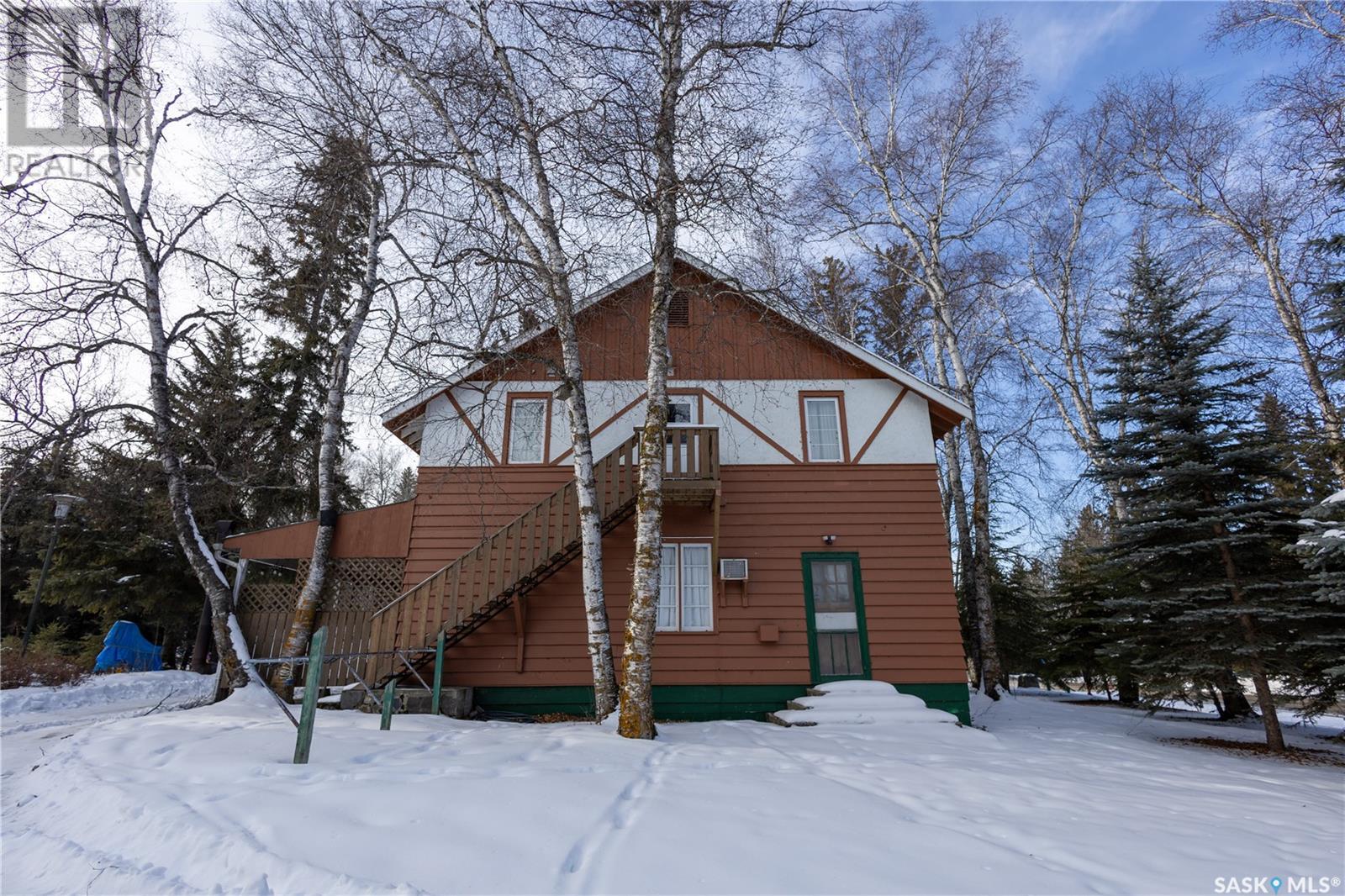 Photo 9 of 801 Lakeview Drive, Prince Albert National Park SK