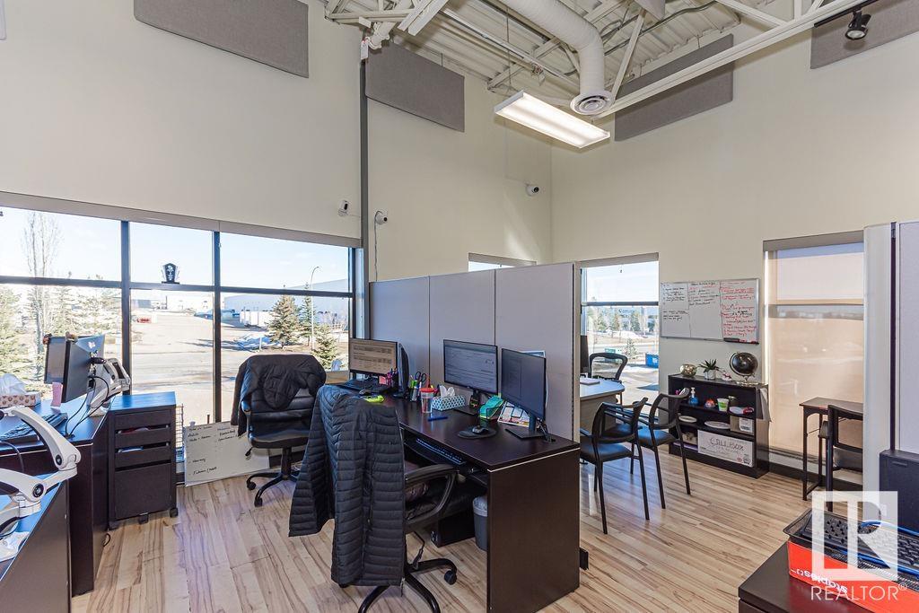 Photo 5 of 208 4935 55 Av Nw, Edmonton AB