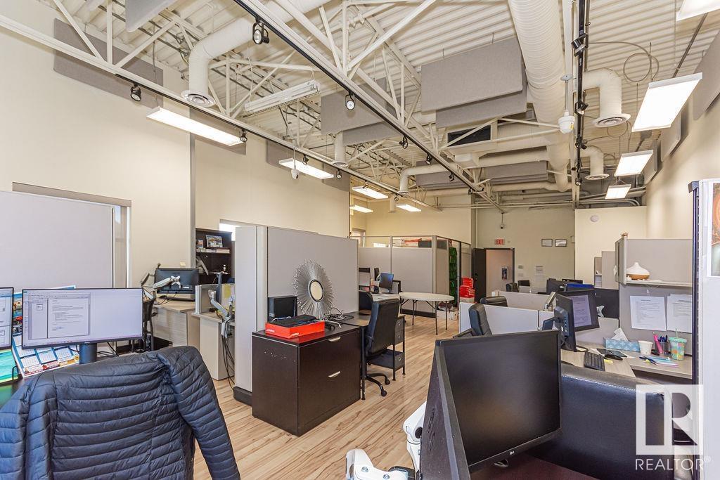 Photo 15 of 208 4935 55 Av Nw, Edmonton AB