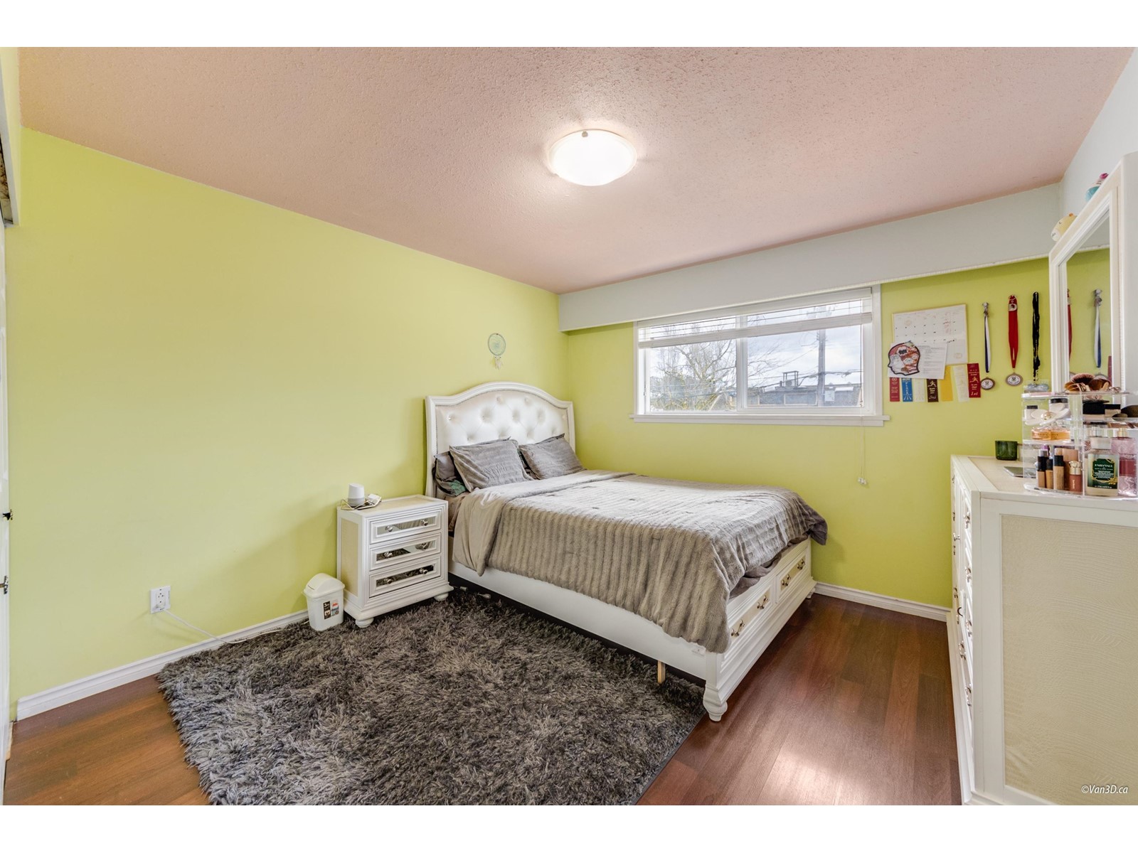Photo 8 of 13553 84 Avenue, Surrey BC