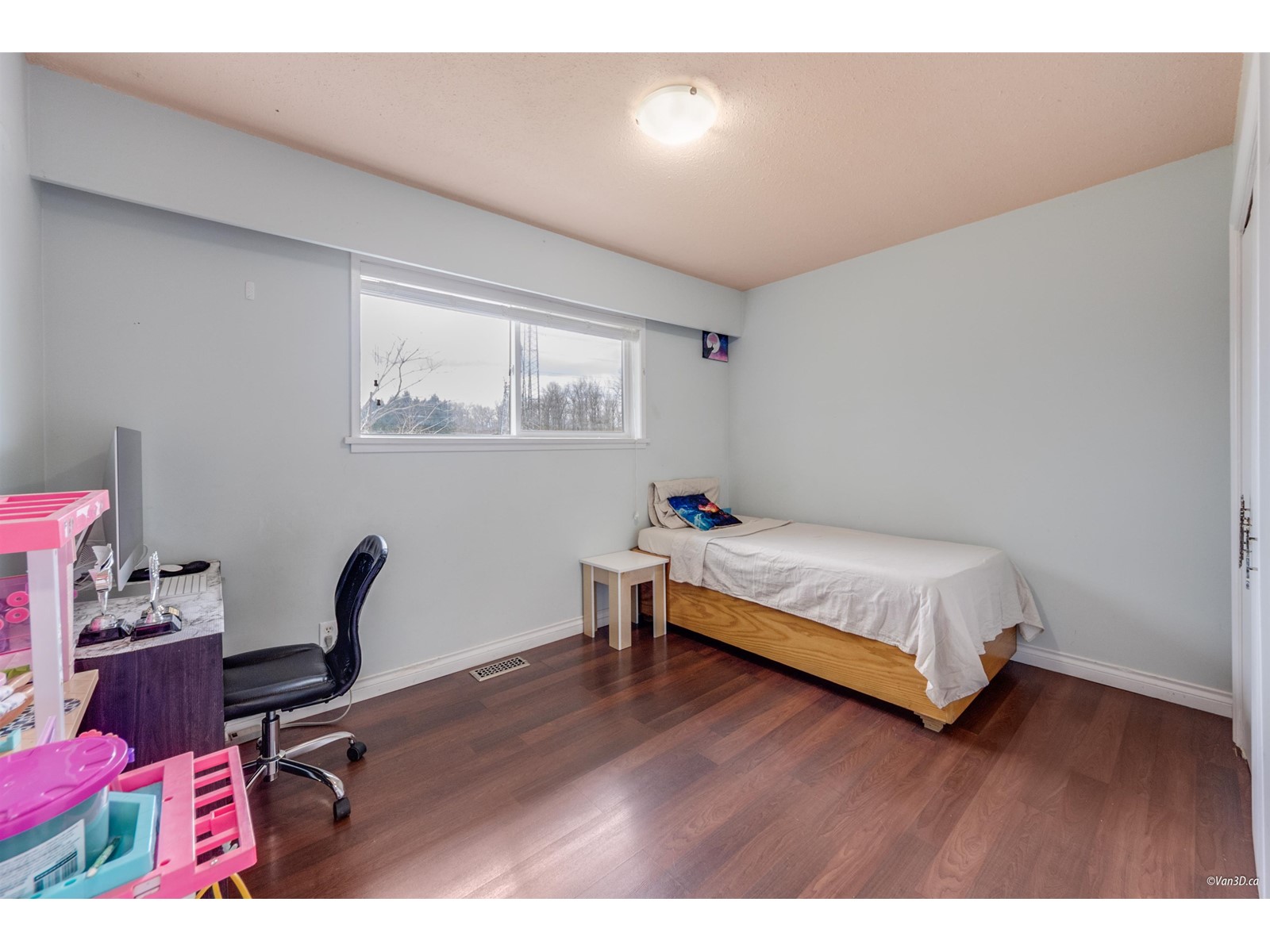 Photo 6 of 13553 84 Avenue, Surrey BC