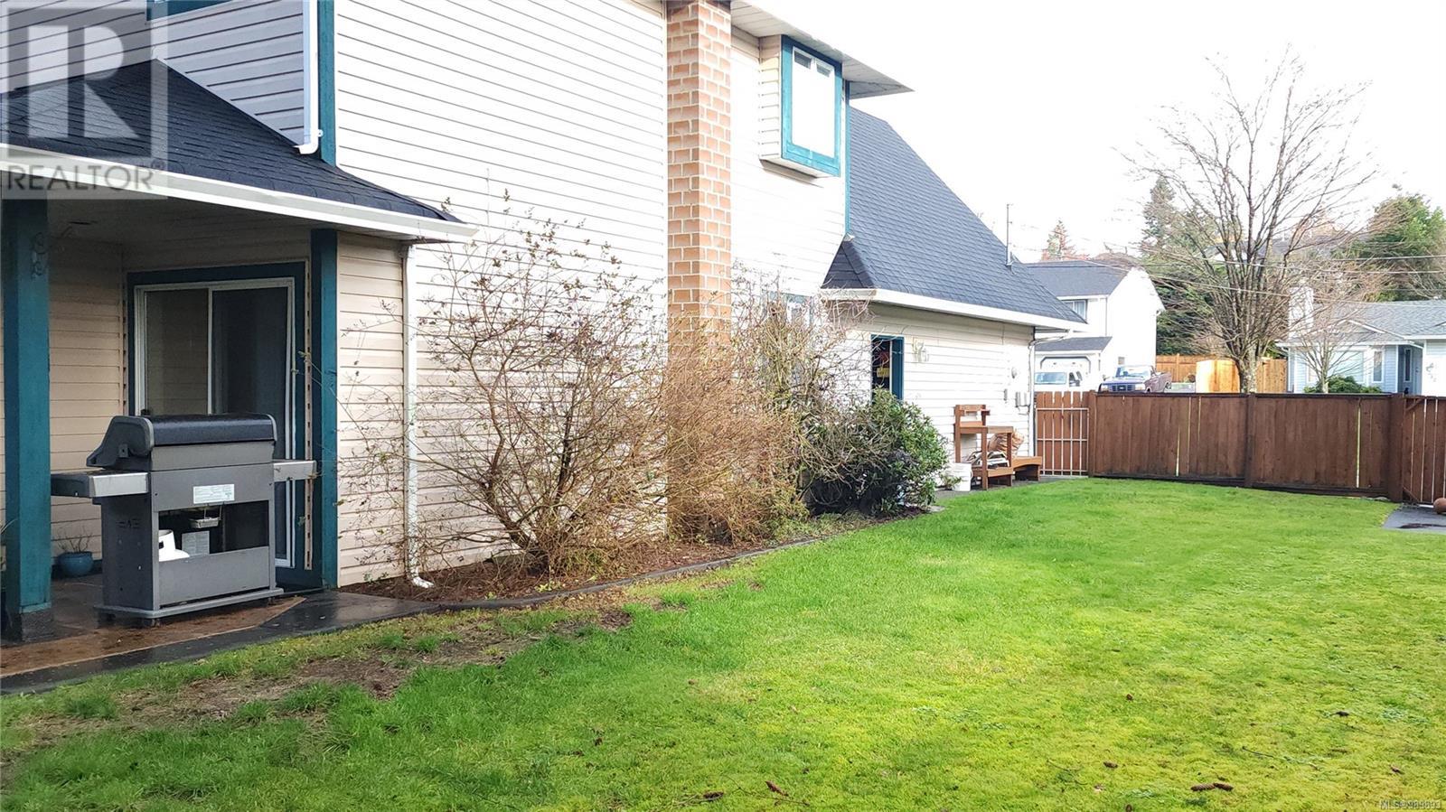 1227 Gazelle Rd, Campbell River real estate listing 989893