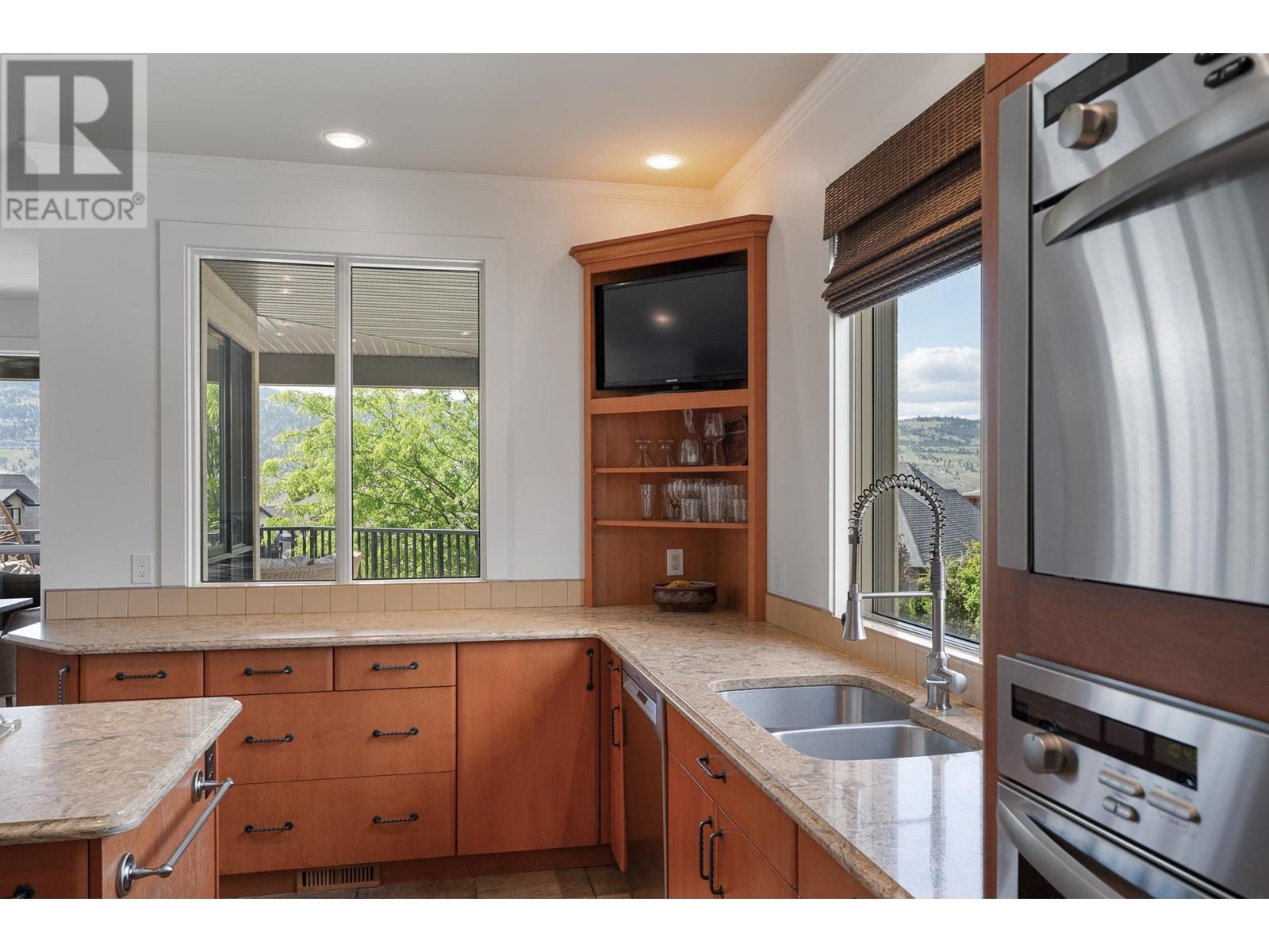 1400 SUN RIVERS Drive, Kamloops