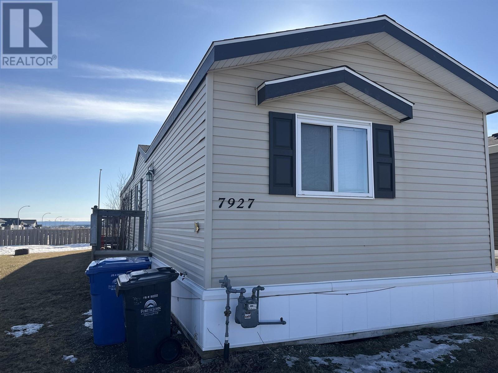 7927 85A AVENUE, Fort St. John