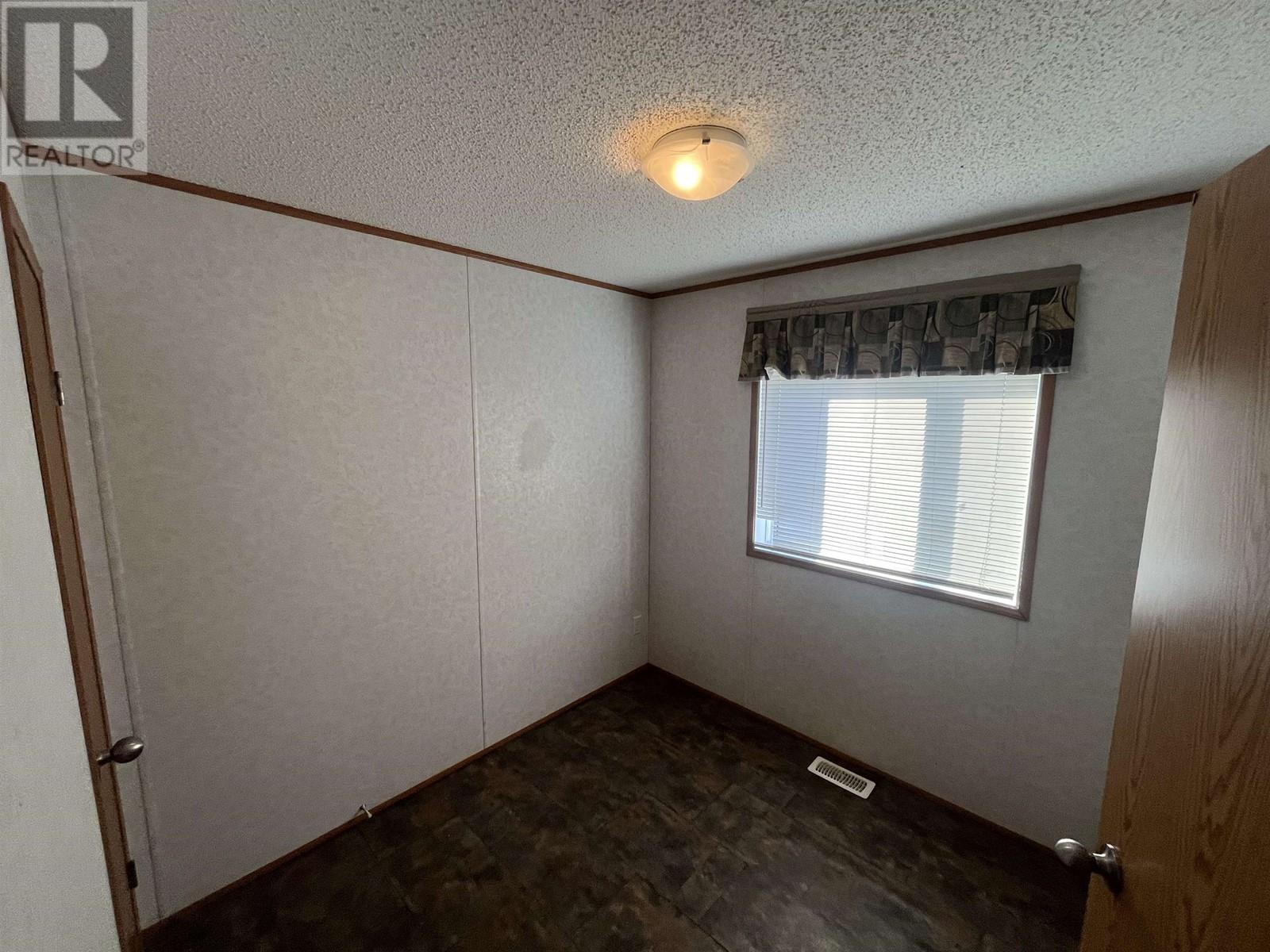 7927 85A AVENUE, Fort St. John