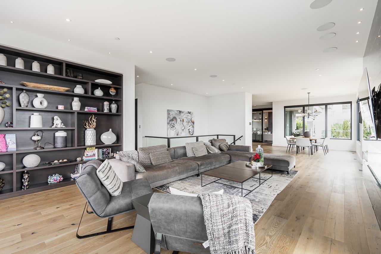 1228 EVERALL STREET, White Rock real estate listing R2970620