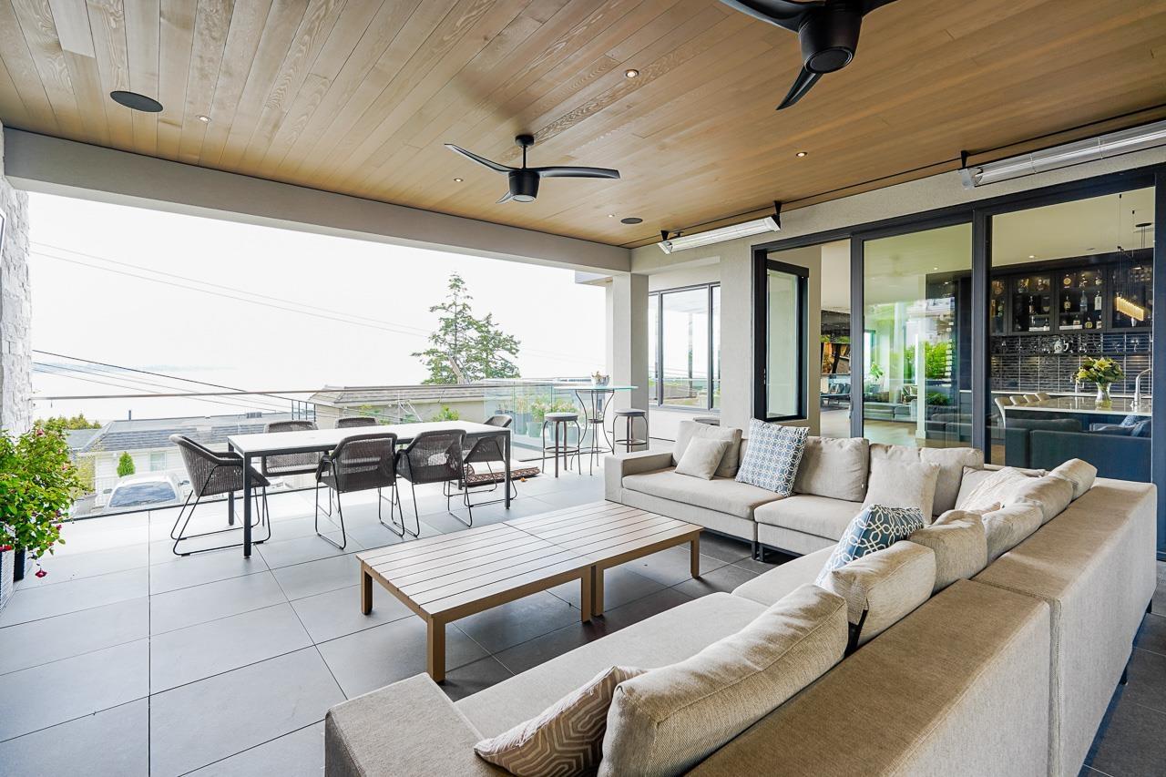 1228 EVERALL STREET, White Rock real estate listing R2970620