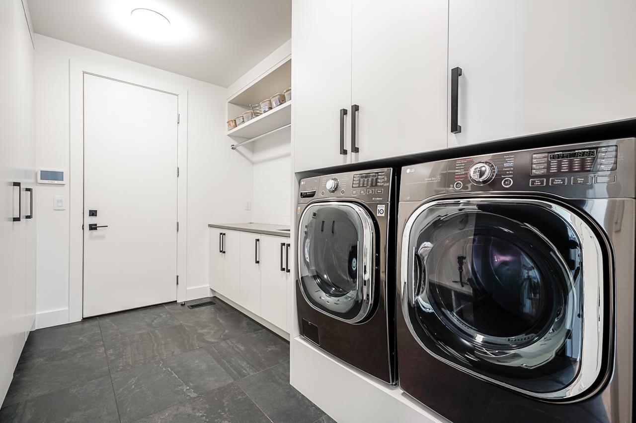 1228 EVERALL STREET, White Rock real estate listing R2970620