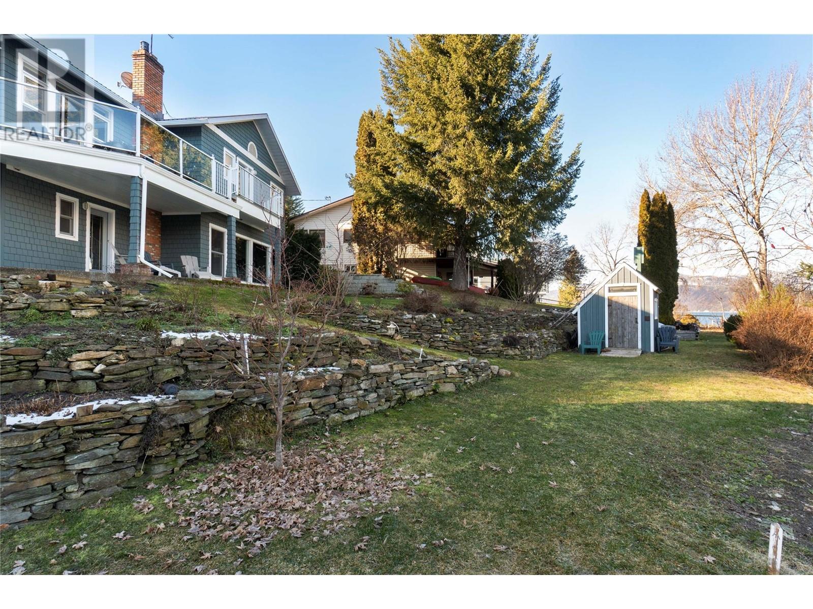  3533 EAGLE BAY Road, Blind Bay