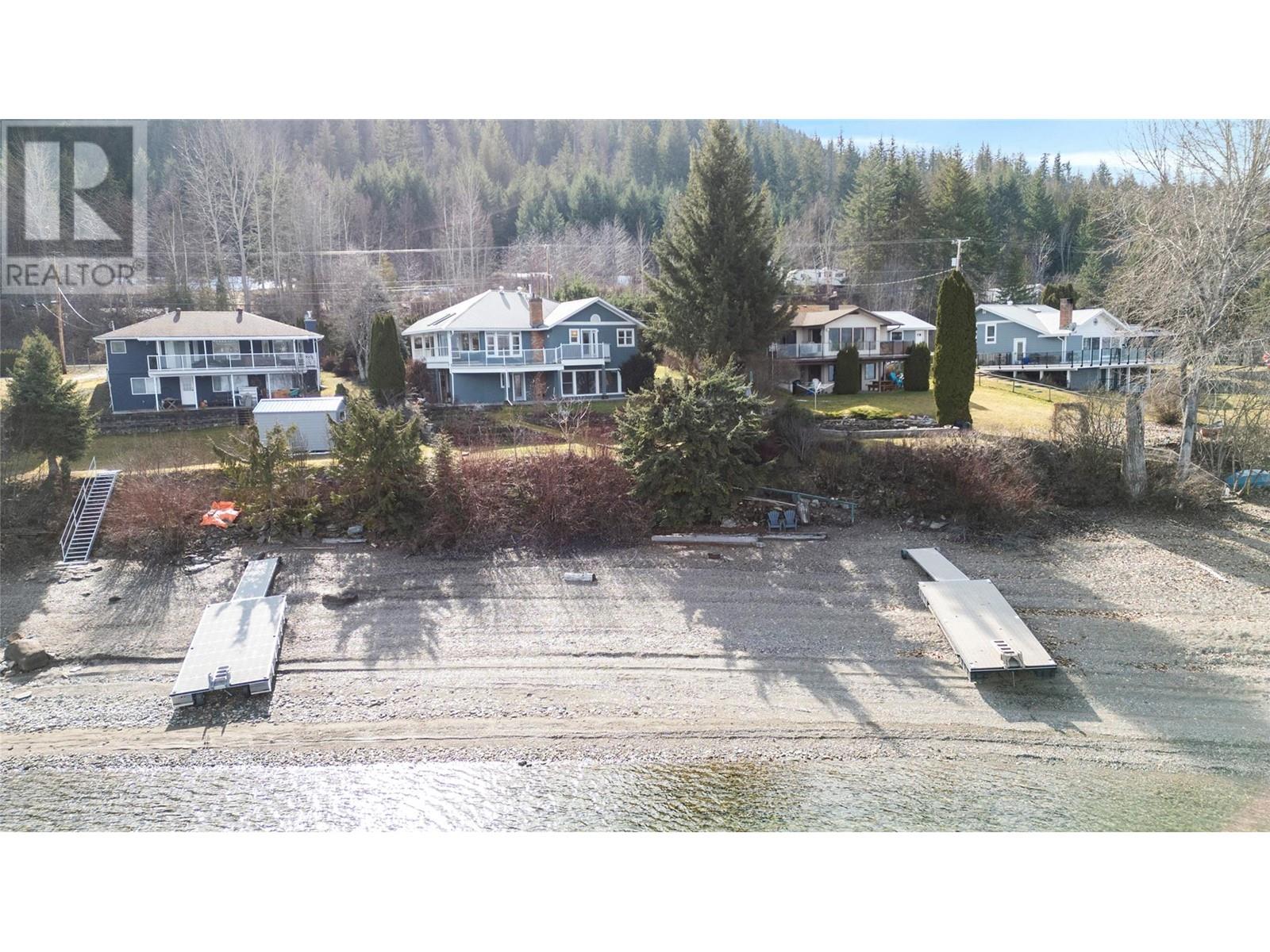  3533 EAGLE BAY Road, Blind Bay