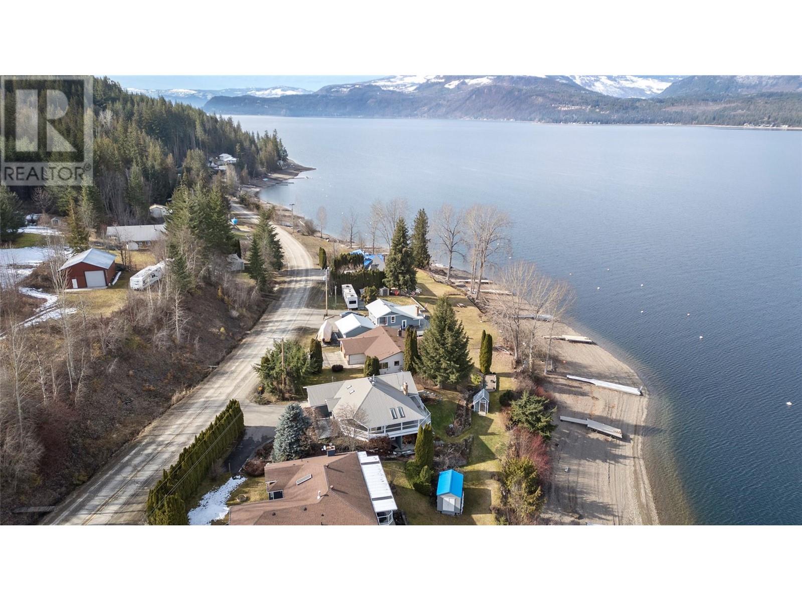  3533 EAGLE BAY Road, Blind Bay