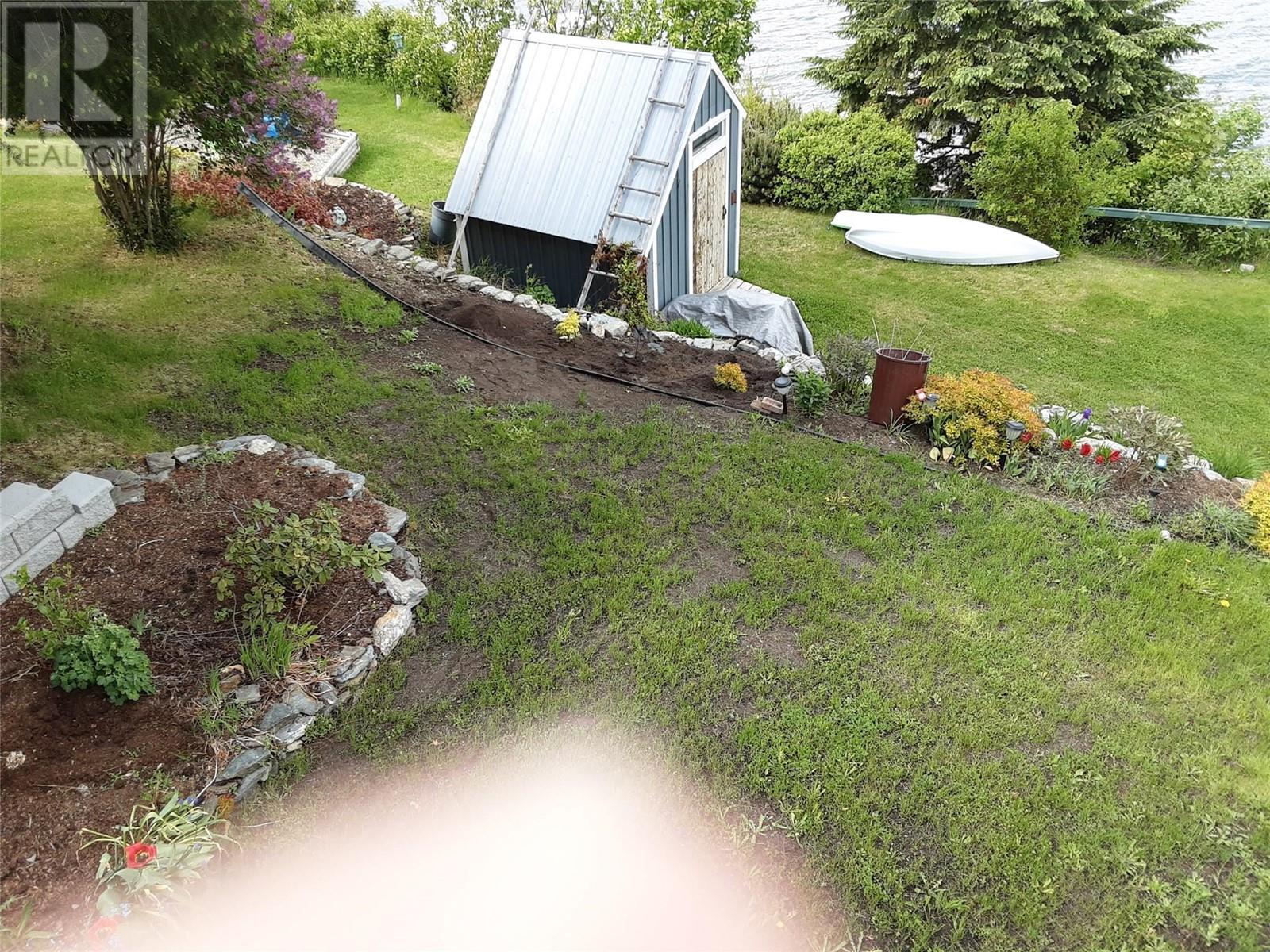  3533 EAGLE BAY Road, Blind Bay