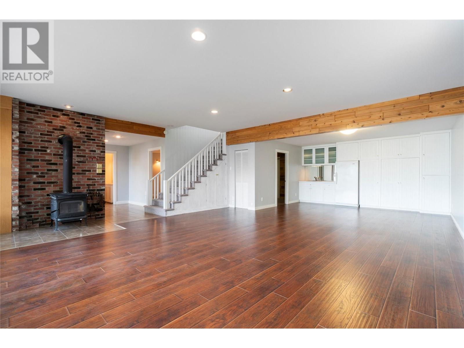  3533 EAGLE BAY Road, Blind Bay