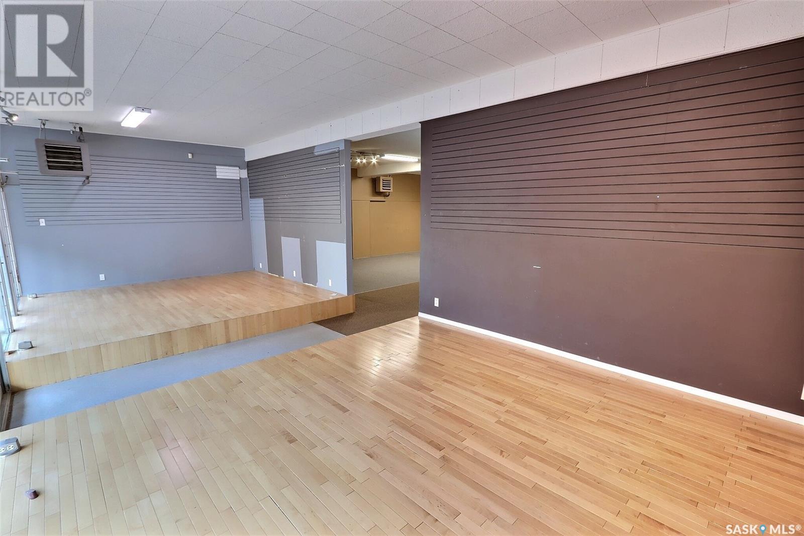 Photo 3 of 1306 Central Avenue, Prince Albert SK