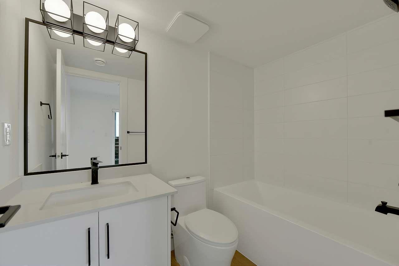 Photo 26 of 40 12585 104 A Avenue, Surrey BC