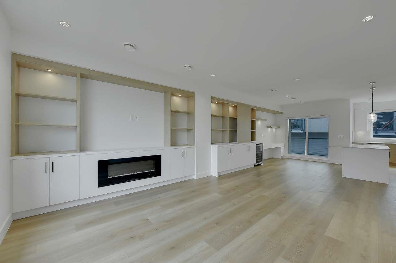 Photo 5 of 40 12585 104 A Avenue, Surrey BC