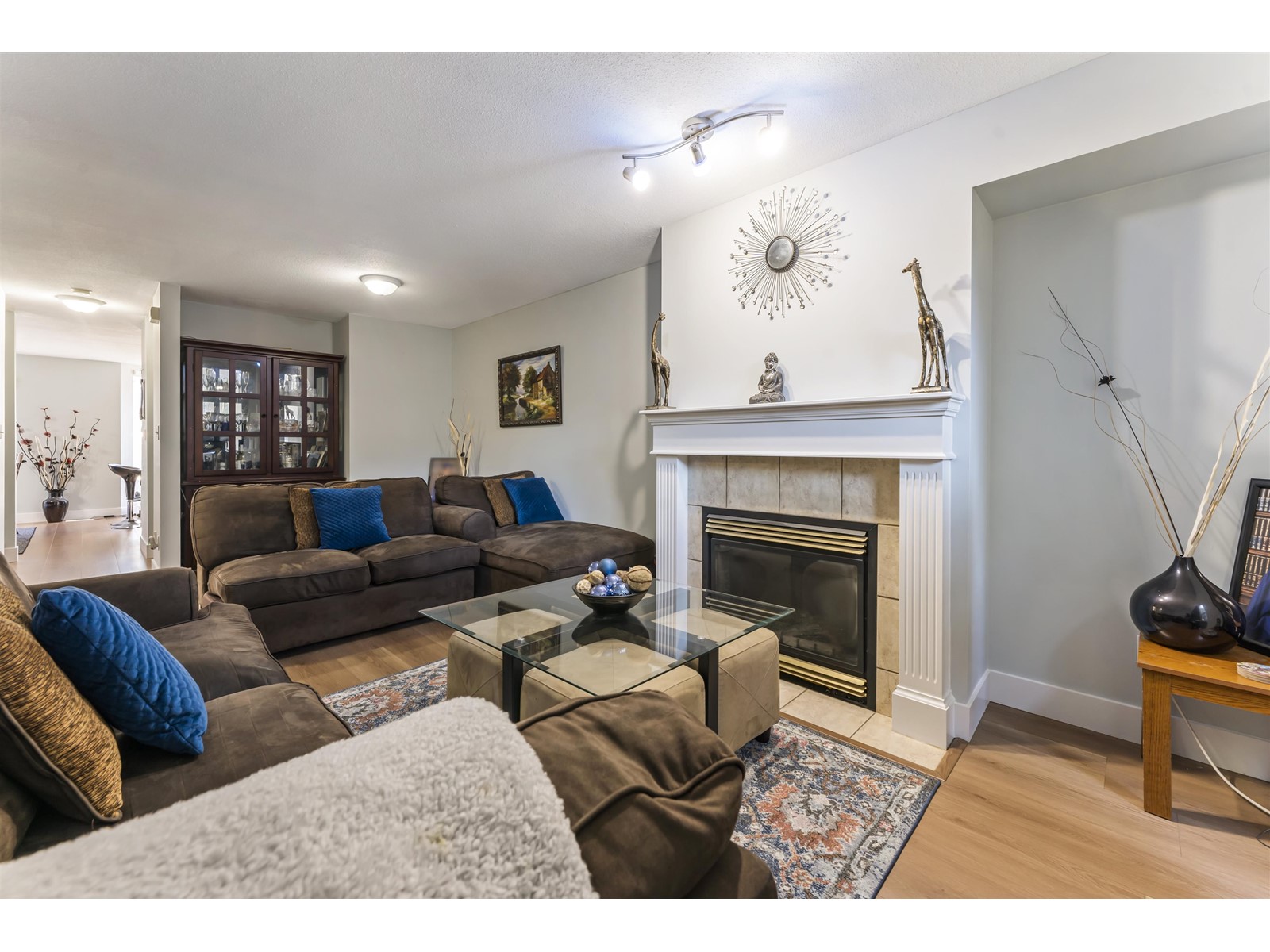 Photo 17 of 34 9559 130 A Street, Surrey BC