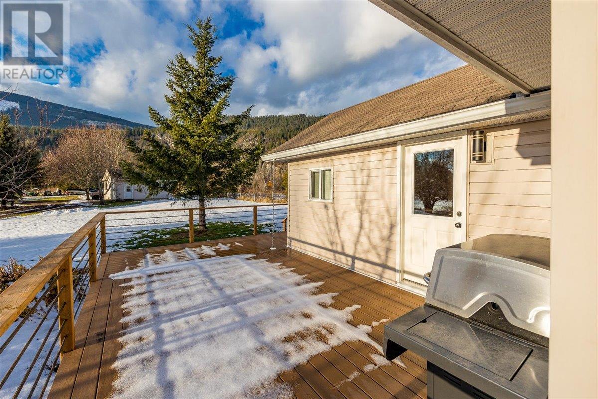 2269 Solsqua Road, Sicamous