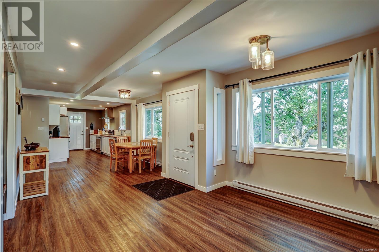 Photo 4 of 13403 Code Rd, Ladysmith BC