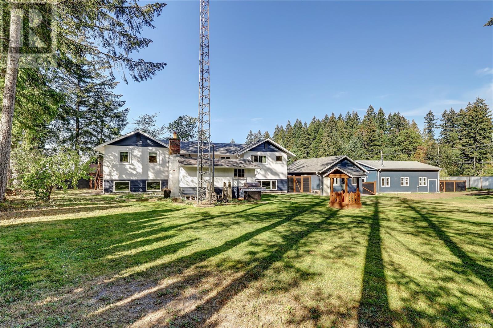 Photo 33 of 13403 Code Rd, Ladysmith BC