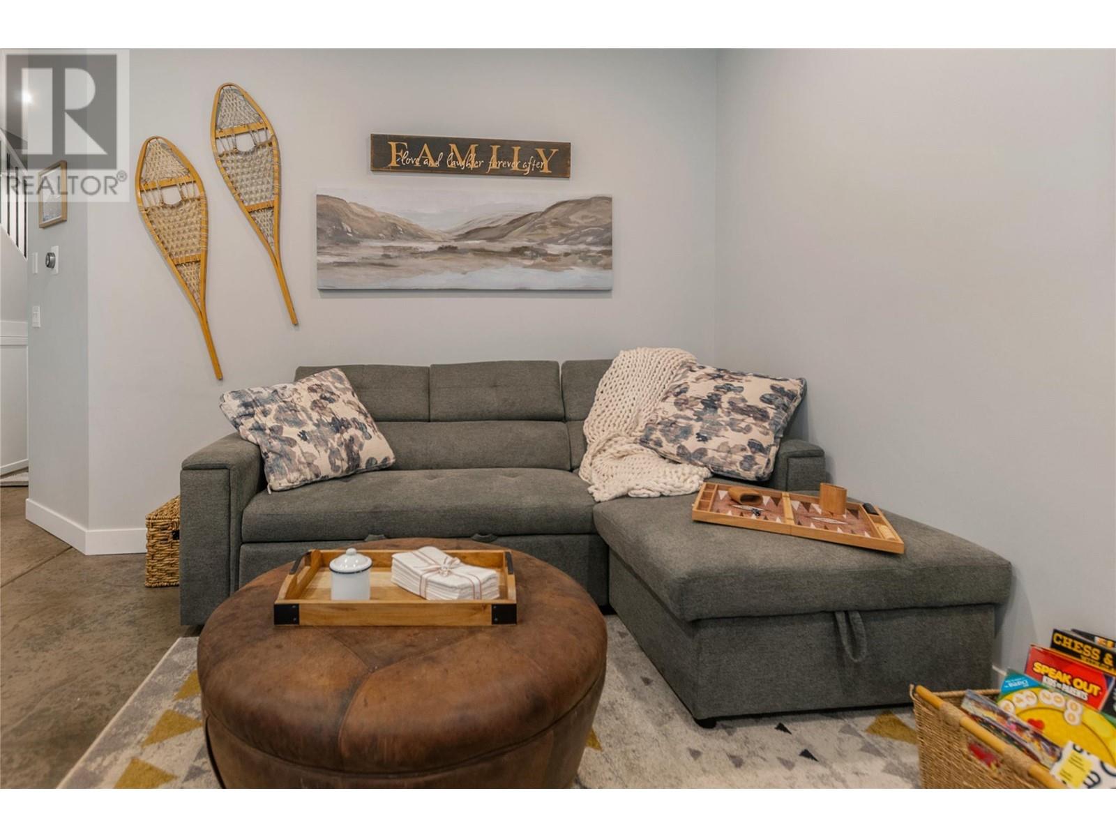300 Creekview Road Unit# 2, Penticton
