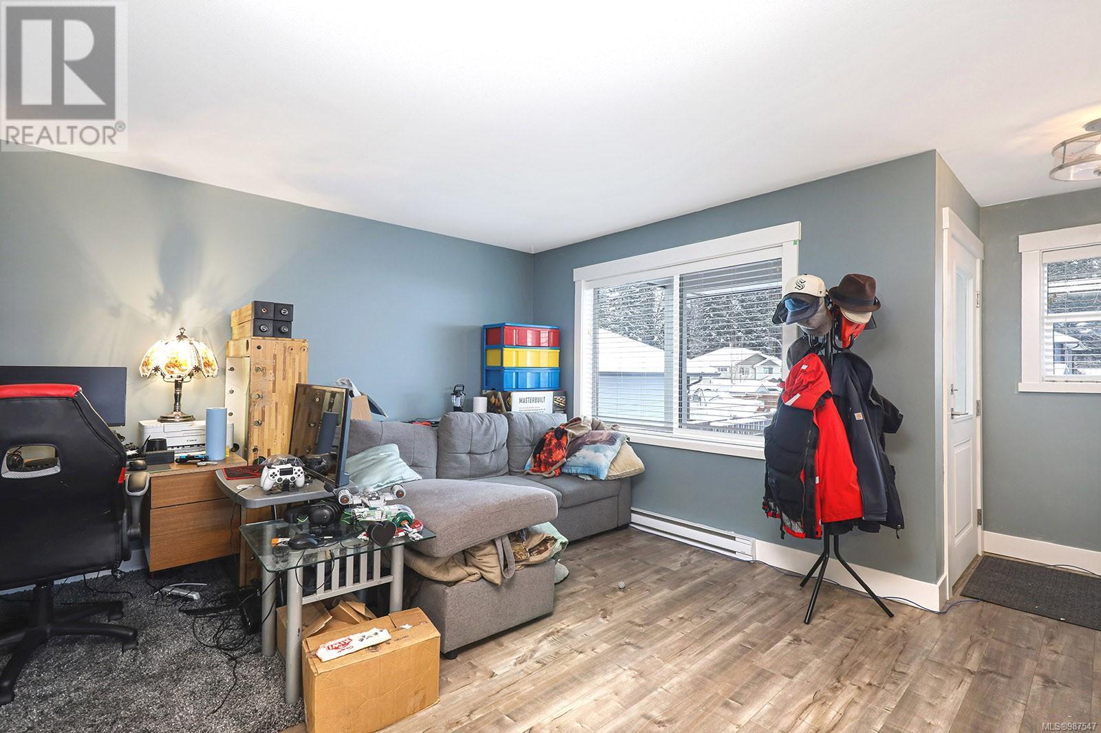2560 Steele Cres, Courtenay real estate listing 987547