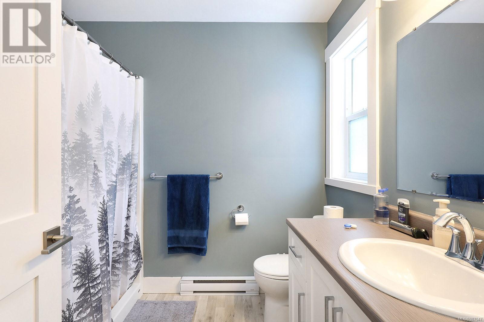 2560 Steele Cres, Courtenay real estate listing 987547