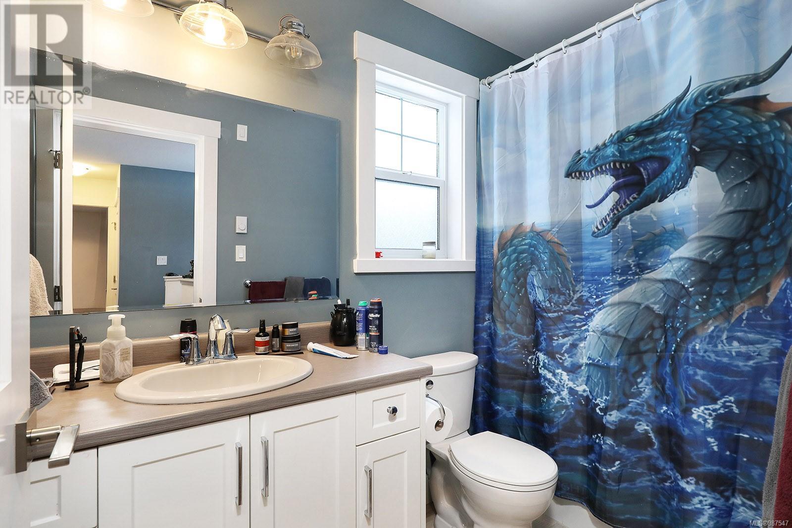 2560 Steele Cres, Courtenay real estate listing 987547