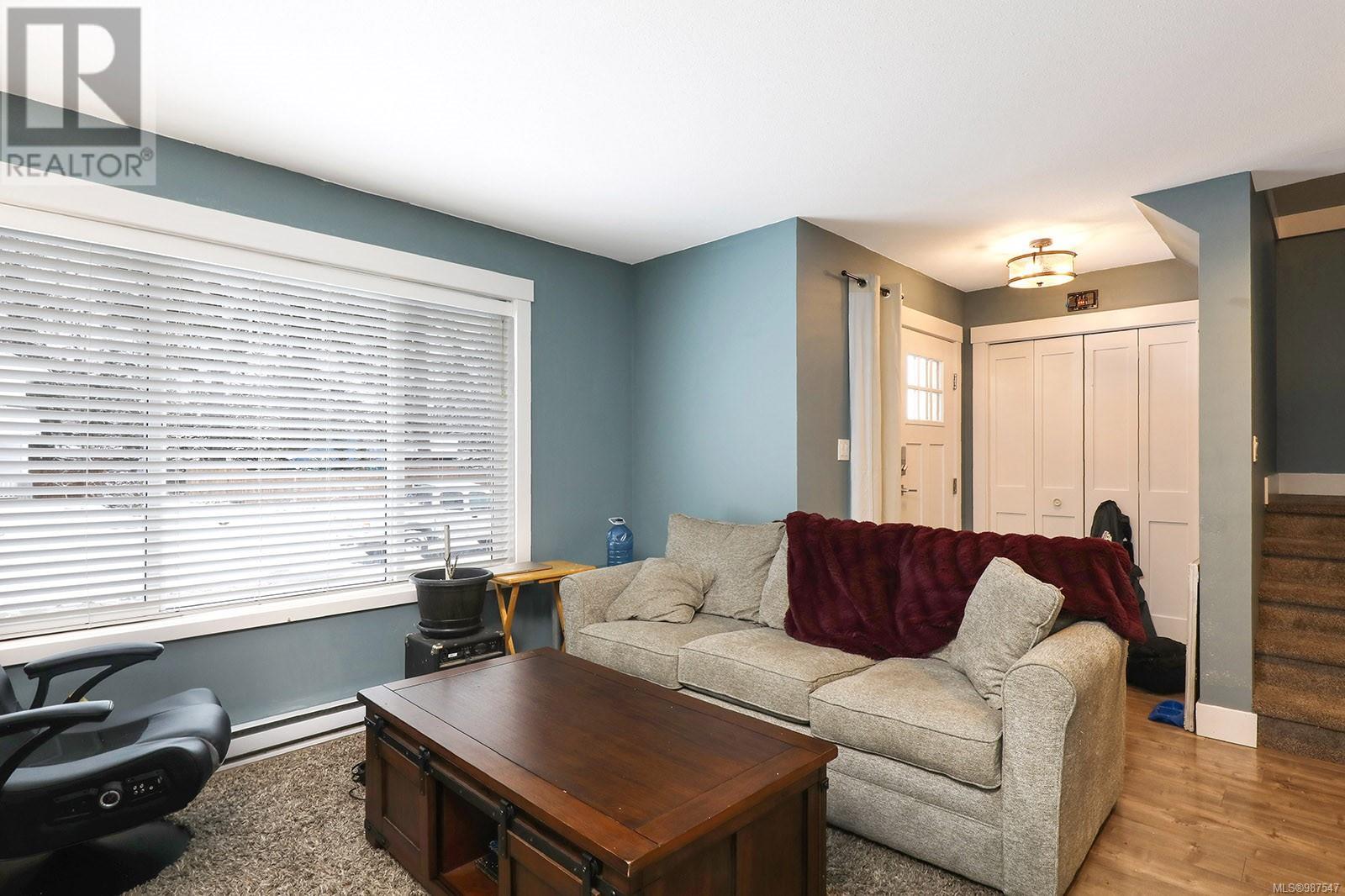2560 Steele Cres, Courtenay real estate listing 987547