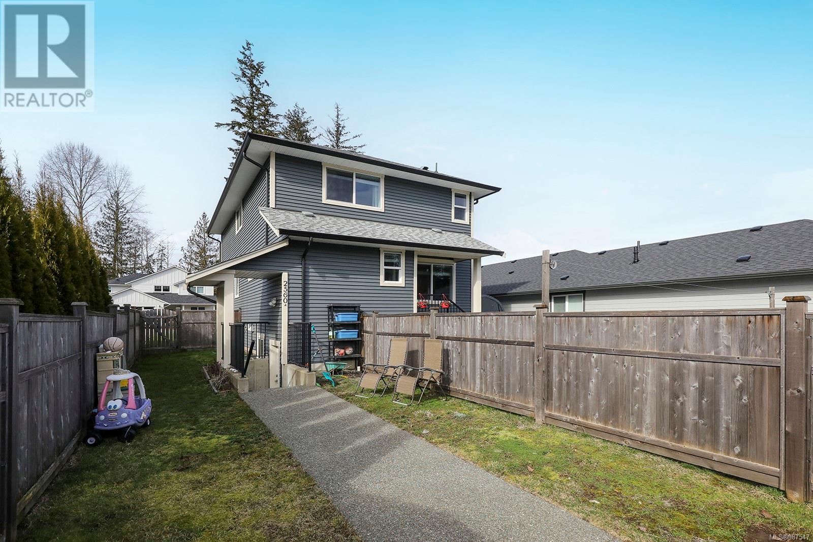 2560 Steele Cres, Courtenay real estate listing 987547