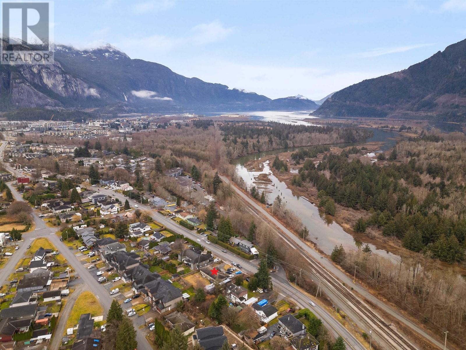 38850 BUCKLEY AVENUE, Squamish real estate listing R2970048