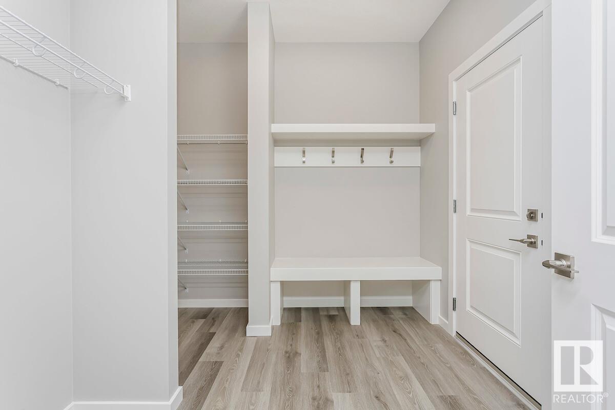 7308 182 AV NW, Edmonton