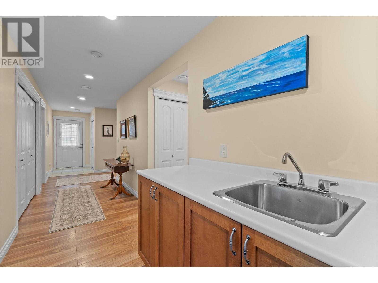 12 2850 7 Avenue Northeast, Salmon Arm