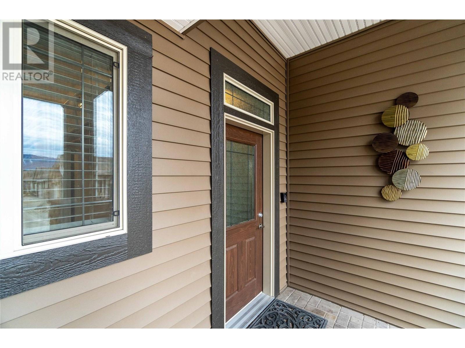 12 2850 7 Avenue Northeast, Salmon Arm
