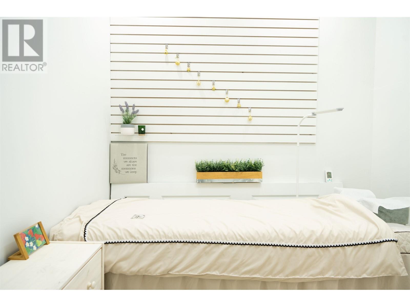 2365 8888 ODLIN CRESCENT, Richmond