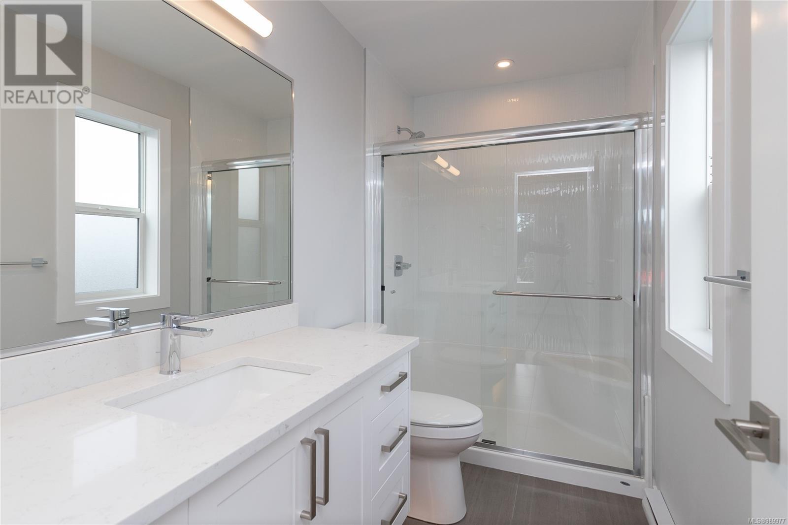406 924 Jenkins Ave, Langford real estate listing 989977
