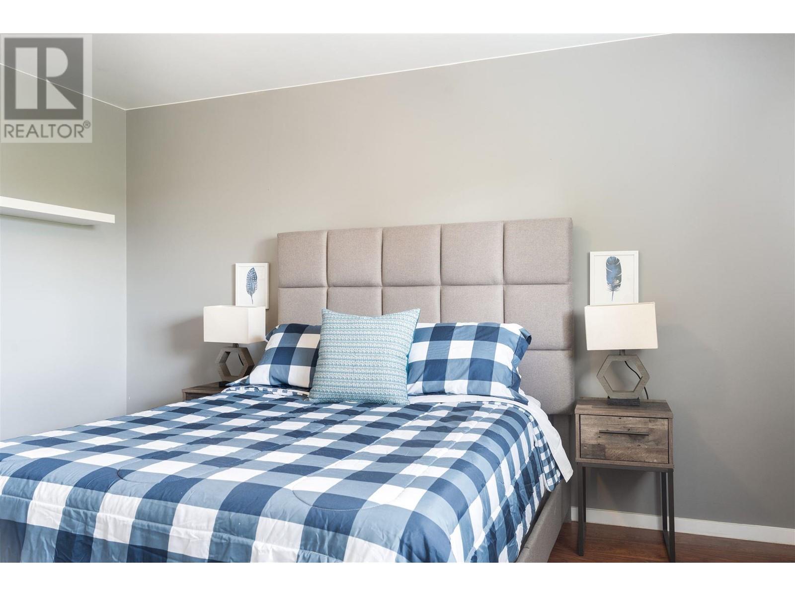 2 1343 Highland Drive South, Kelowna