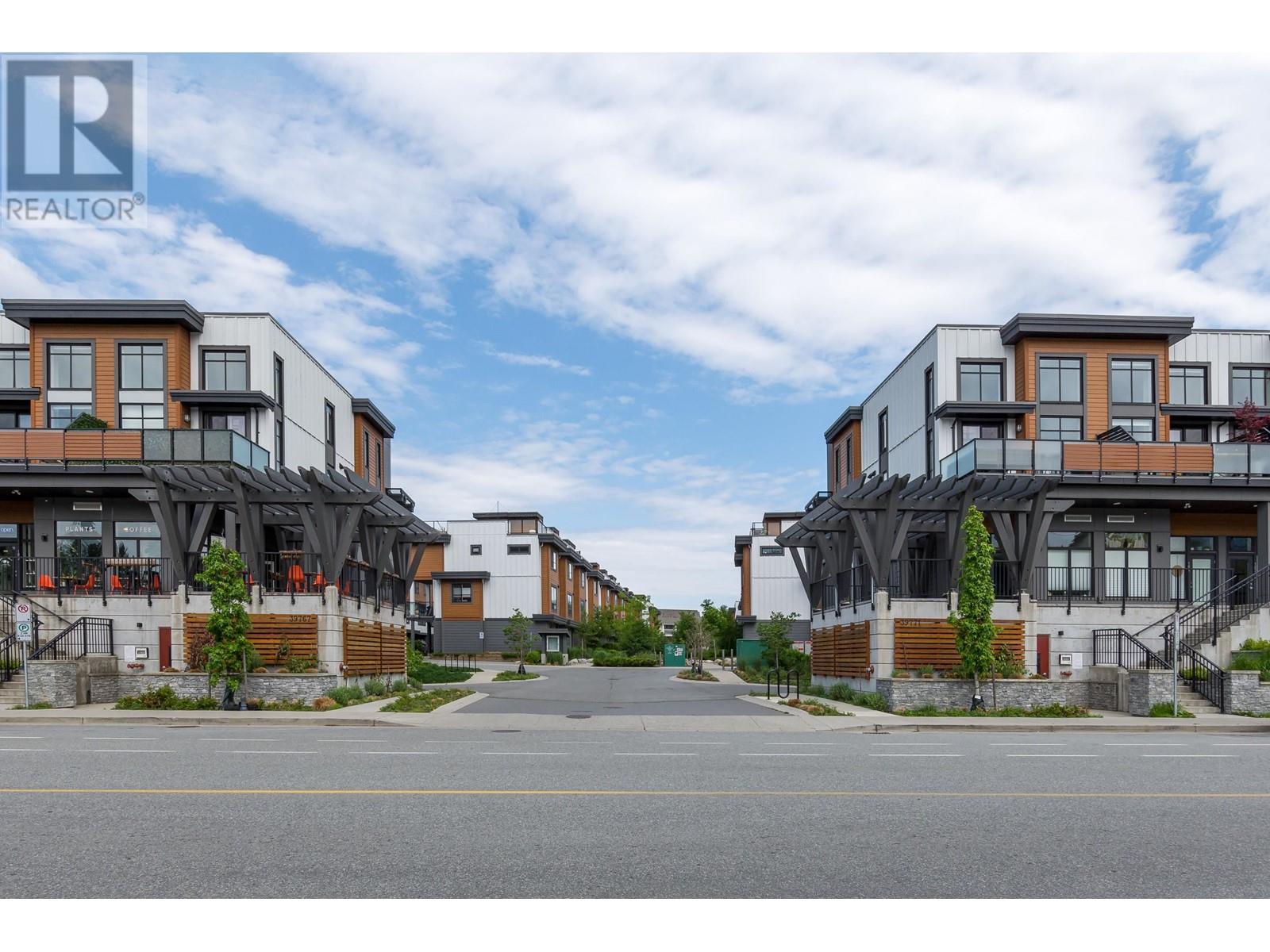 101-39771 GOVERNMENT ROAD, Squamish real estate listing R2974261