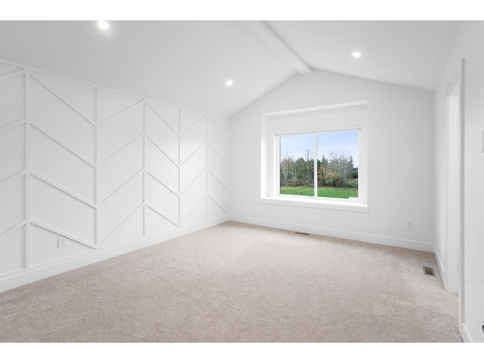 20483 74B AVENUE, Langley