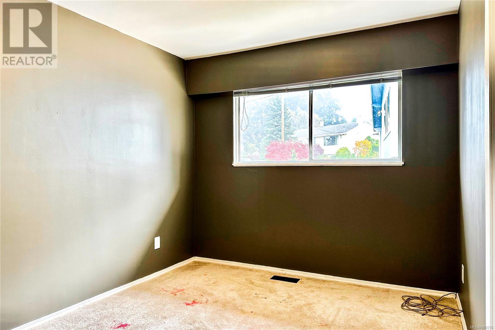 601 WARDEN Cds, Campbell River real estate listing 989256