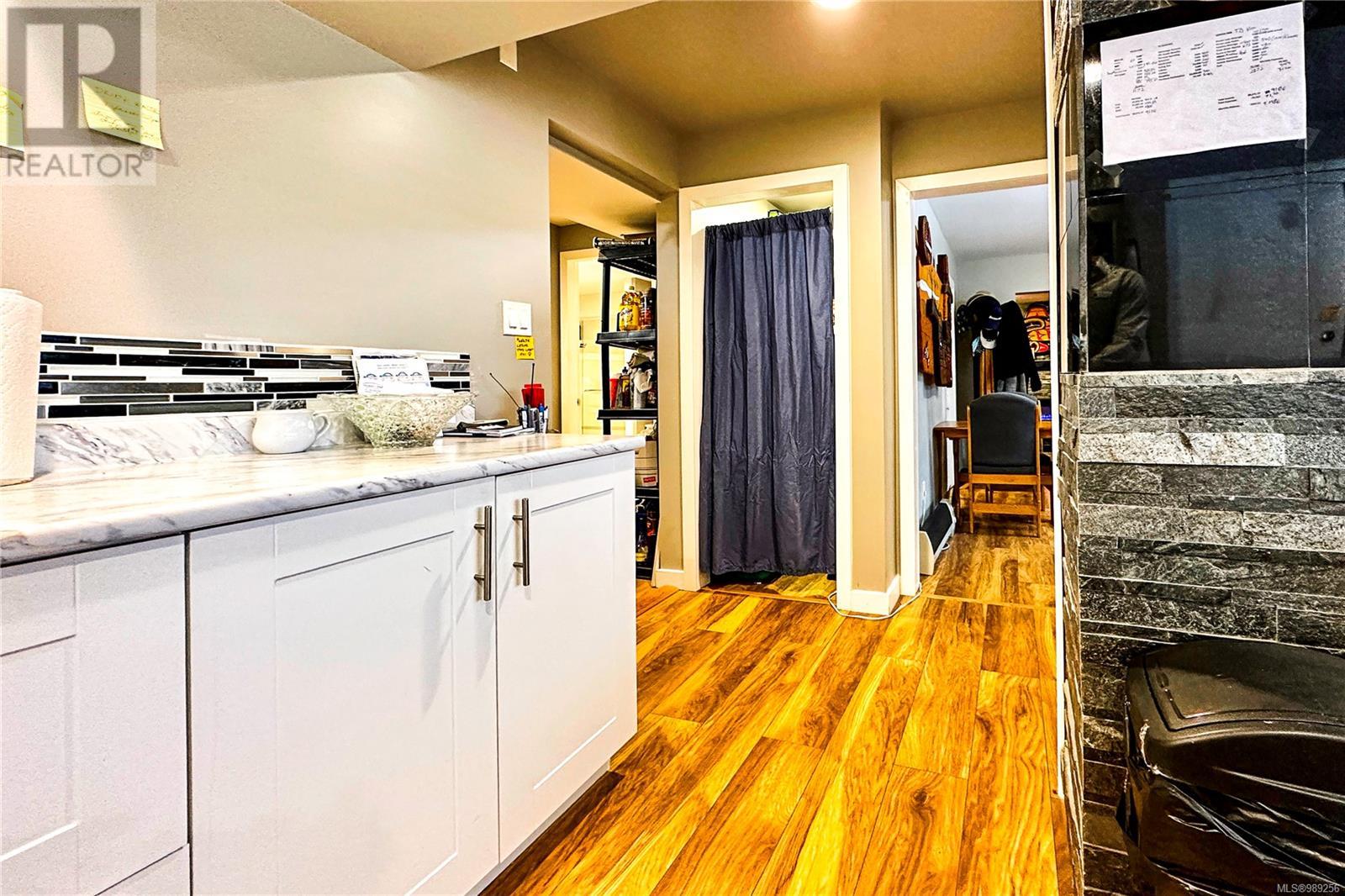 601 WARDEN Cds, Campbell River real estate listing 989256
