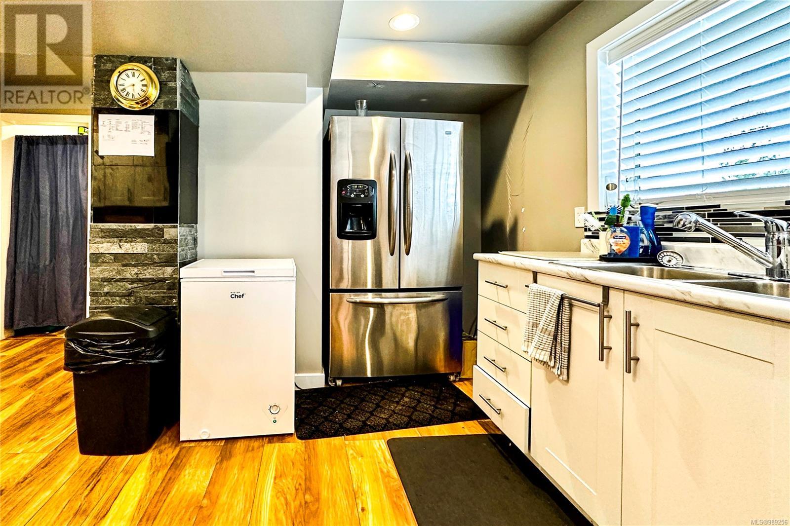601 WARDEN Cds, Campbell River real estate listing 989256