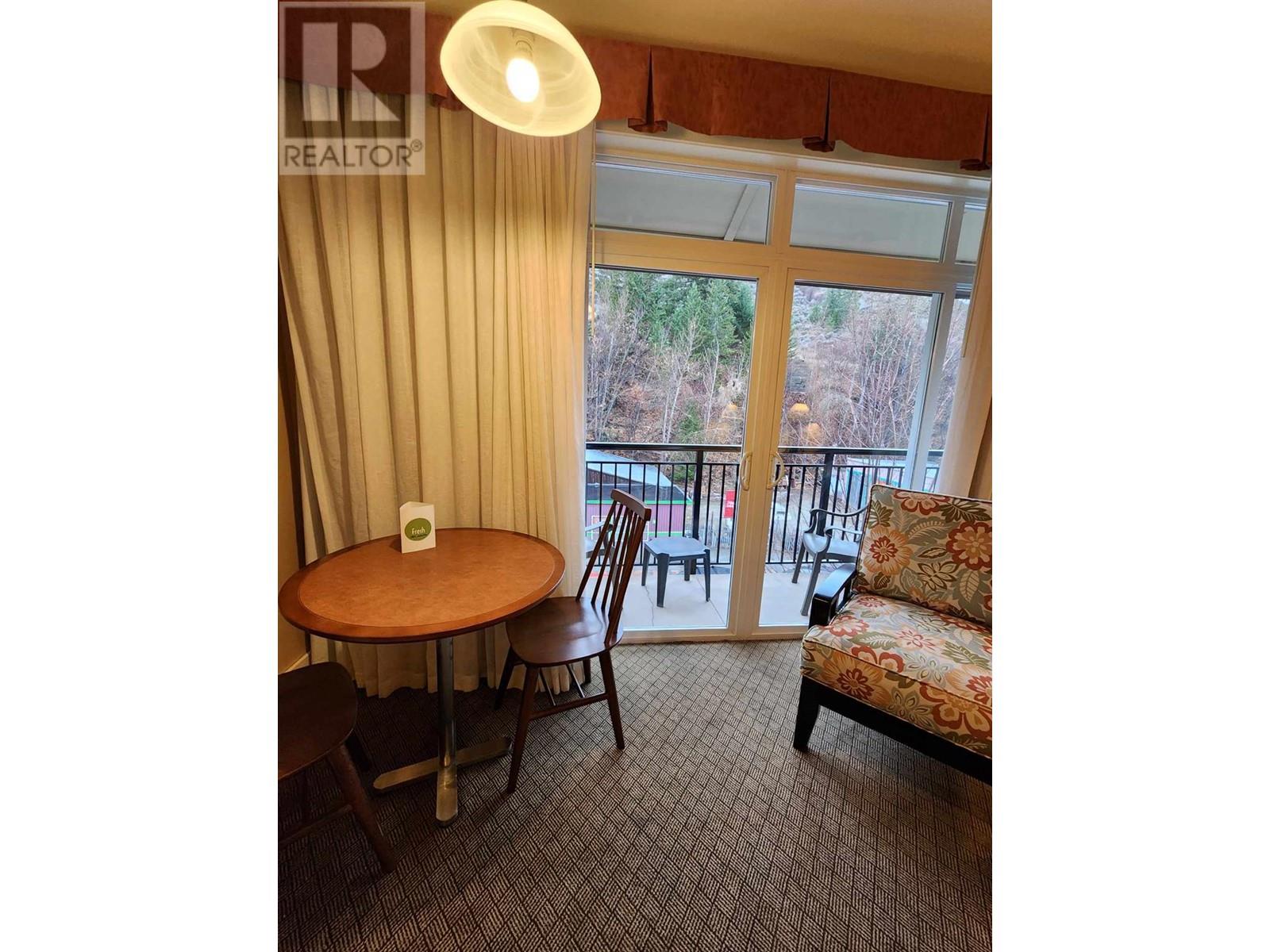 #363 13011 Lakeshore Drive - 9