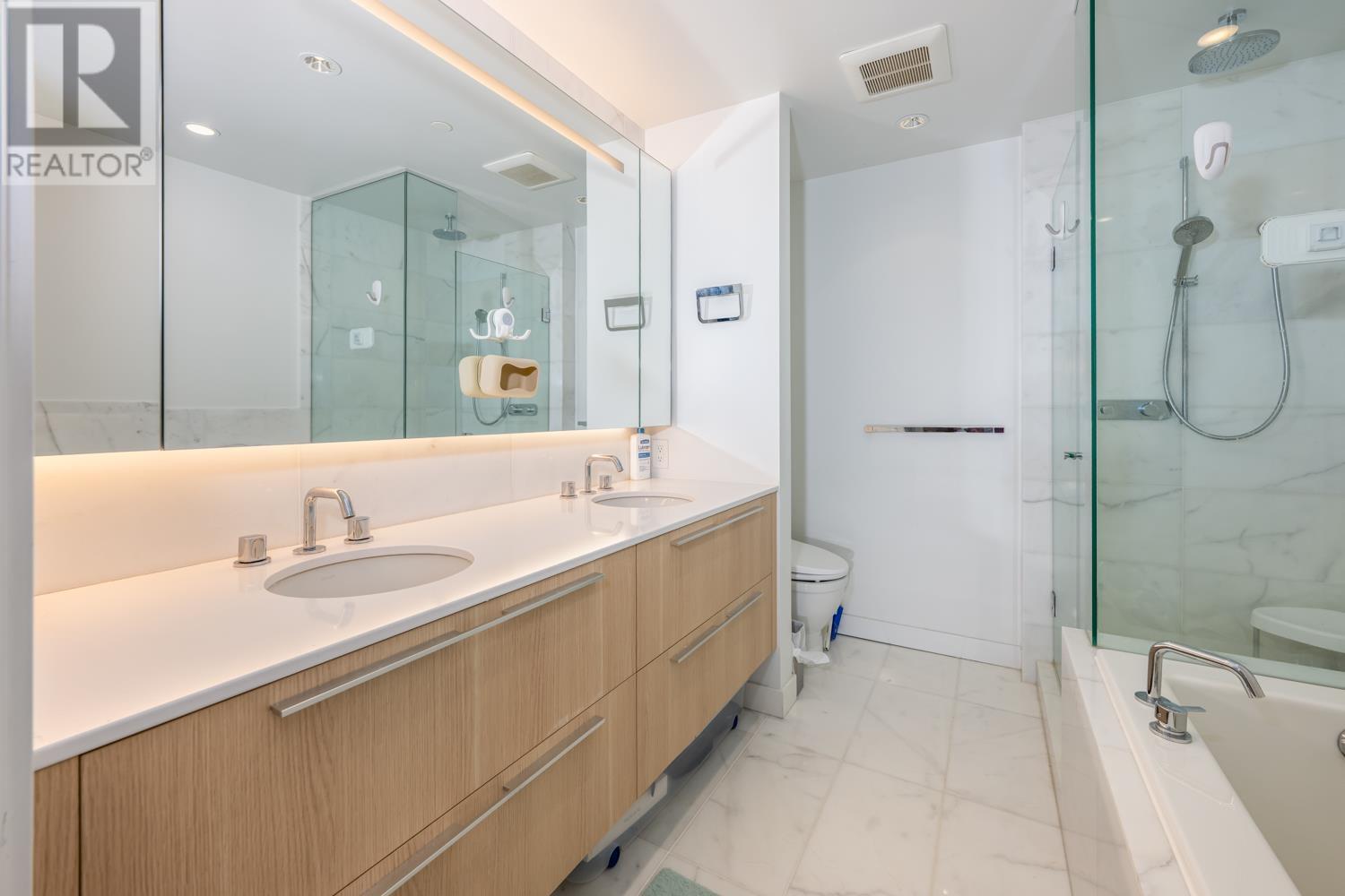 #901-6688 PEARSON Way, Richmond