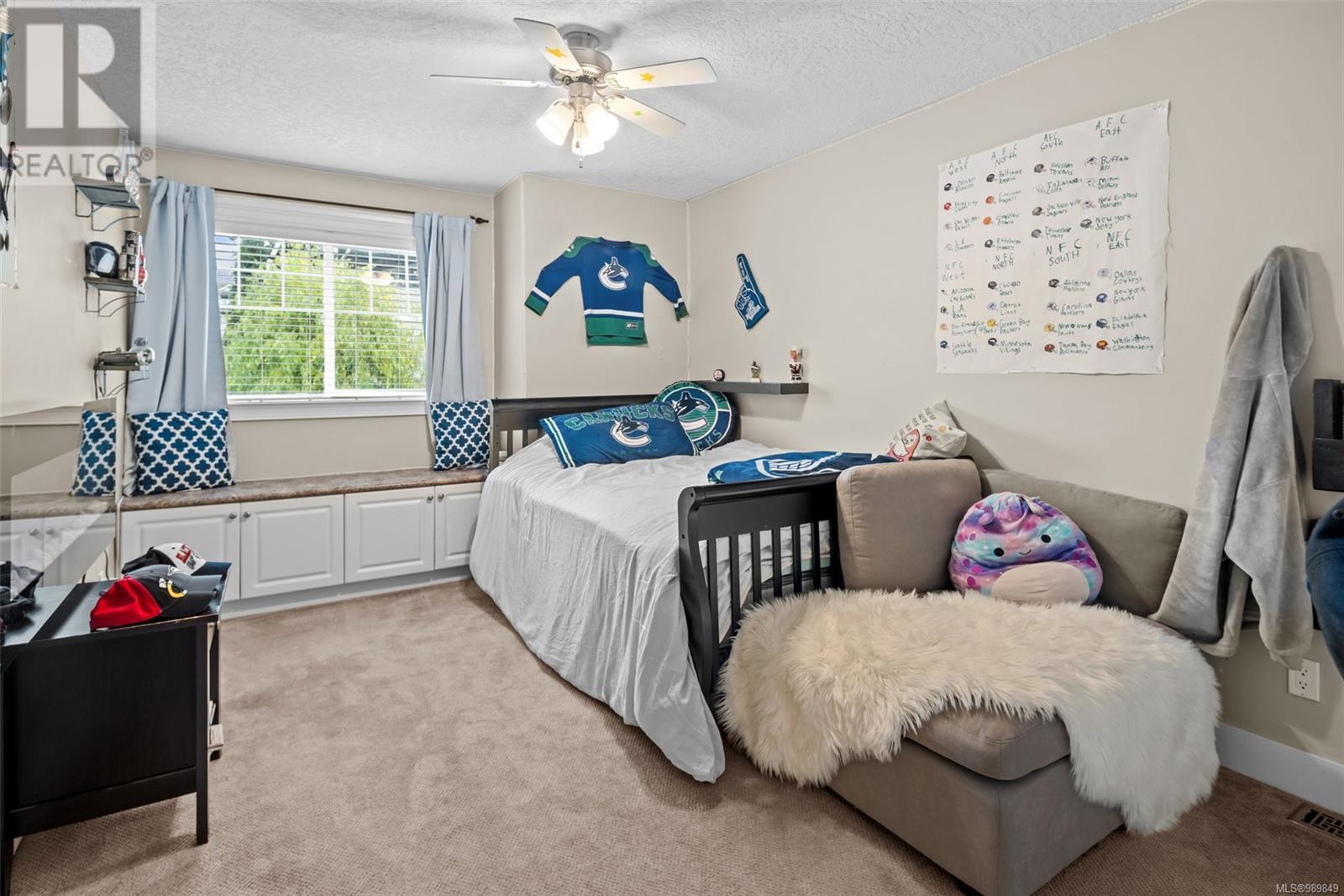 2026 Hannington Rd, Langford real estate listing 989849
