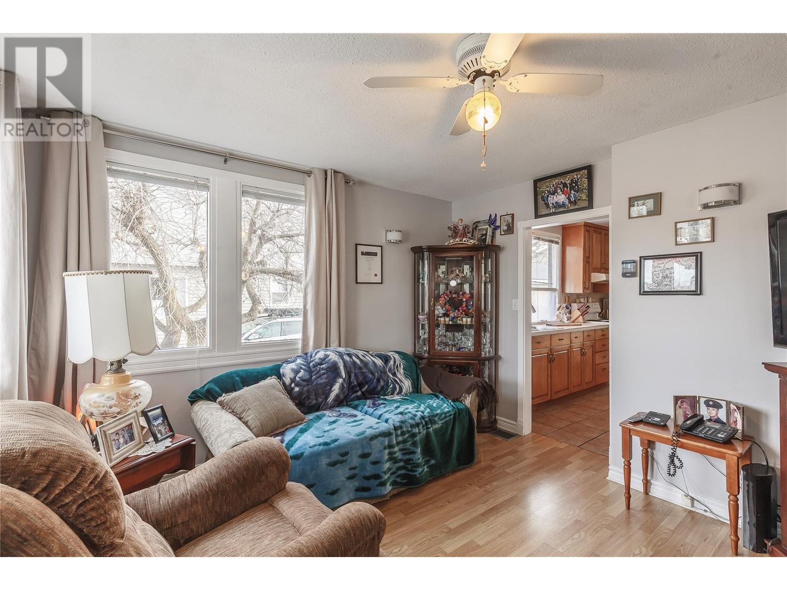  2008 45 Avenue, Vernon
